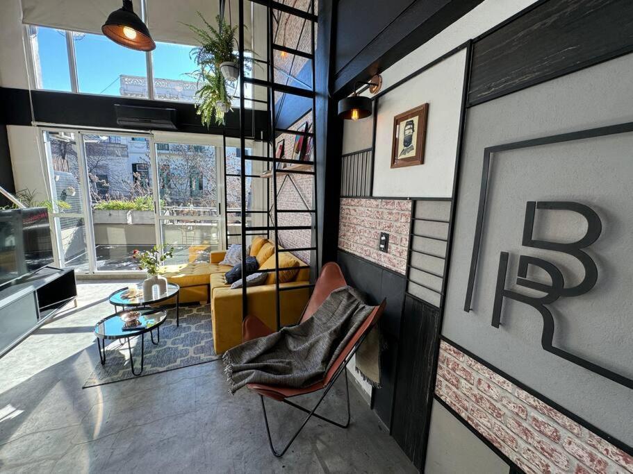 Apartment Plaza Serrano - New York Style Loft By Aires *